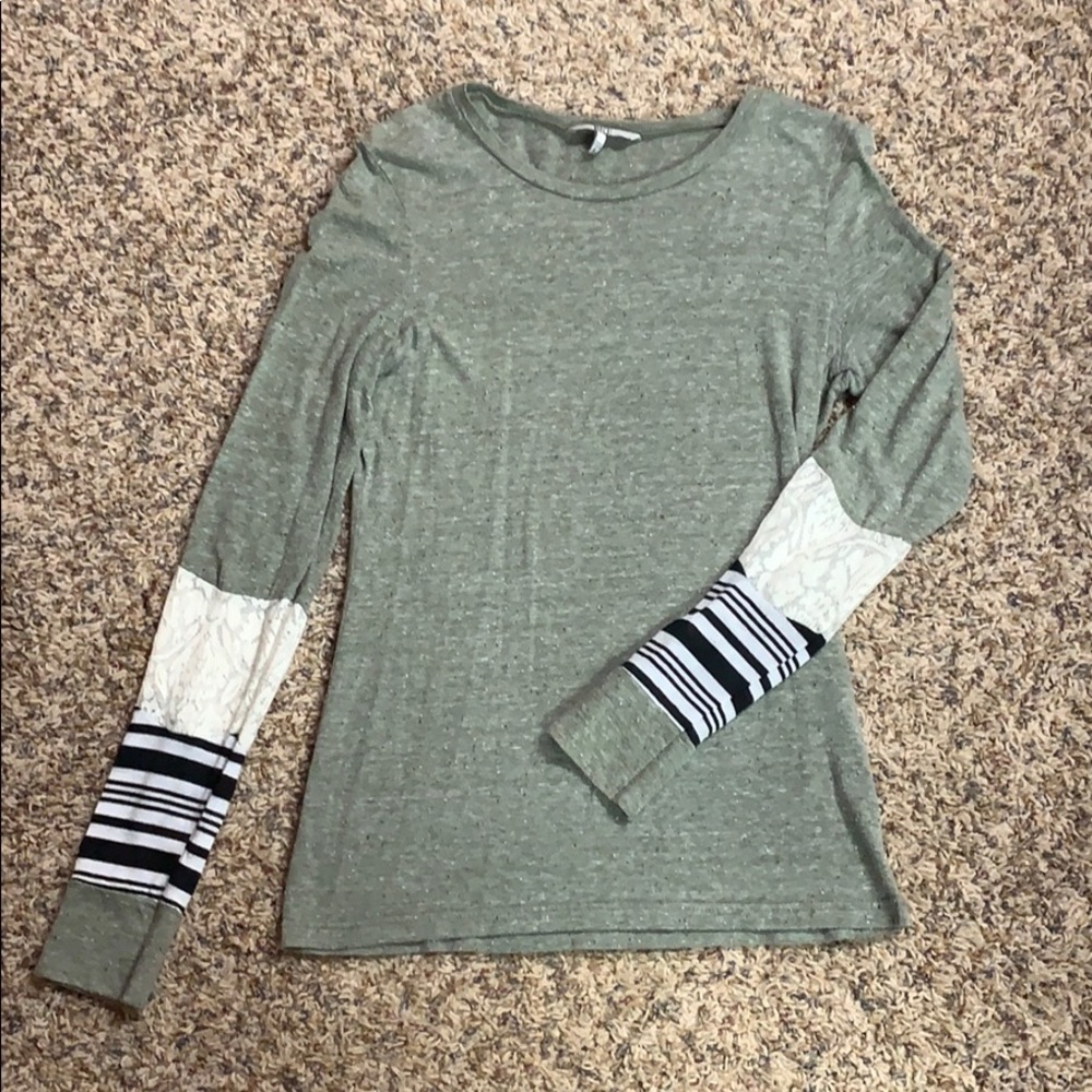 Long sleeve shirt